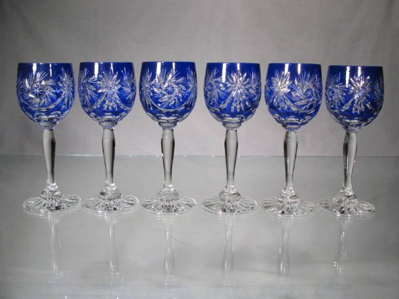 Verres à vin couleur Bleu Cristal de Bohème 