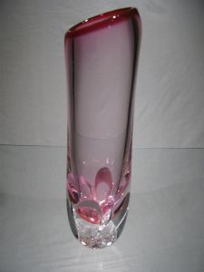 Vase Cristal Rose ; pièce unique signée