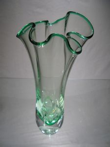 Vase Cristal Vert ; pièce unique signée