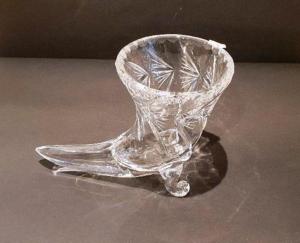 Carafe en forme de huchet en Cristal de Bohème