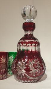 Coffret de carafe et 6 verres couleurs en cristal bohème