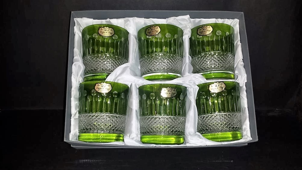 Cristal de Paris: Verre à whisky couleur Vert Yvan