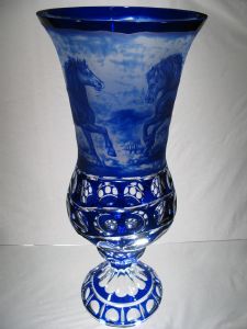 Vase "chevaux" en Cristal de Bohème