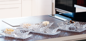 Plateau Repas, Aperitif collection Bossa Nova en cristal Nachtmann 5 pieces