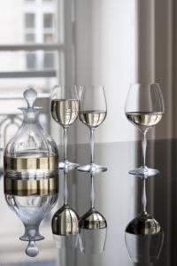 100 points Cristal Lalique Coffret 6 Verres à Bourgogne