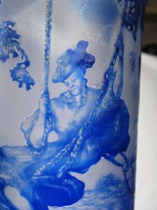 Vase "Femme à la balancoire" en Cristal de Bohème