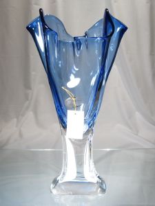 Vase en cristal +24%plomb bleu original Pièce unique signée Jablonski