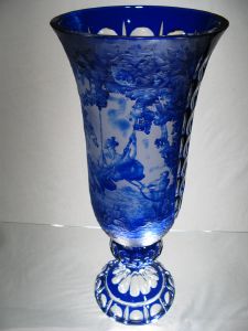 Vase "Femme à la balancoire" en Cristal de Bohème