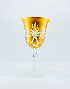  6 Verres à vin dorés  Cristal de Bohème