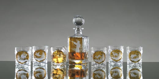 Ensemble Carafe Chasseur et 6 verres à whisky chasse en cristal fond ambre