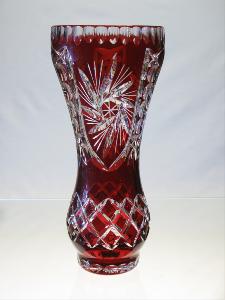 Vase en Cristal de Bohème couleur rouge fin 24 cm 