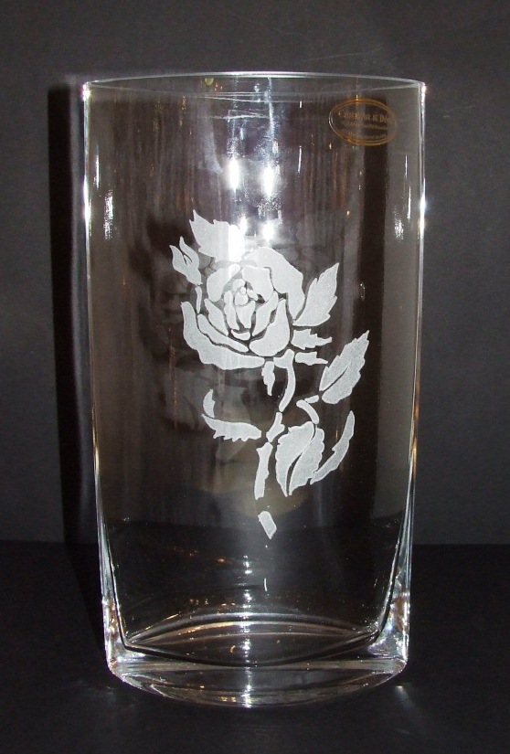 Vase long en forme ovale pour fleurs en éventail