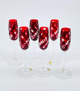 Verres élégants boules rouge rubis en cristal bohème