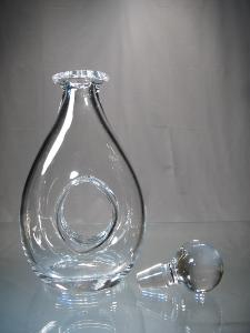 Carafe à vin avec un trou en cristal 75cl