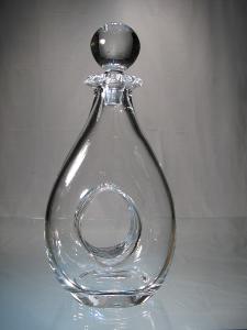 Carafe à vin avec un trou en cristal 75cl