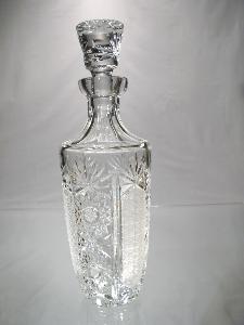 Carafe a Liqueur en Cristal de Bohème Taillé