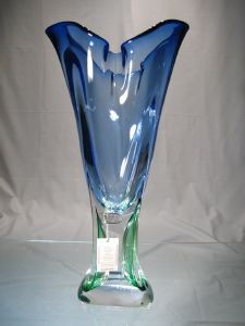 Vase Ange en cristal Couleur Bleu Vert Pièce unique signée Jablonski