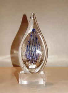 Trophée, Sulfure sur socle Murano